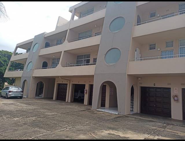 2 BEDROOM APARTMENT FOR SALE IN MANABA BEACH